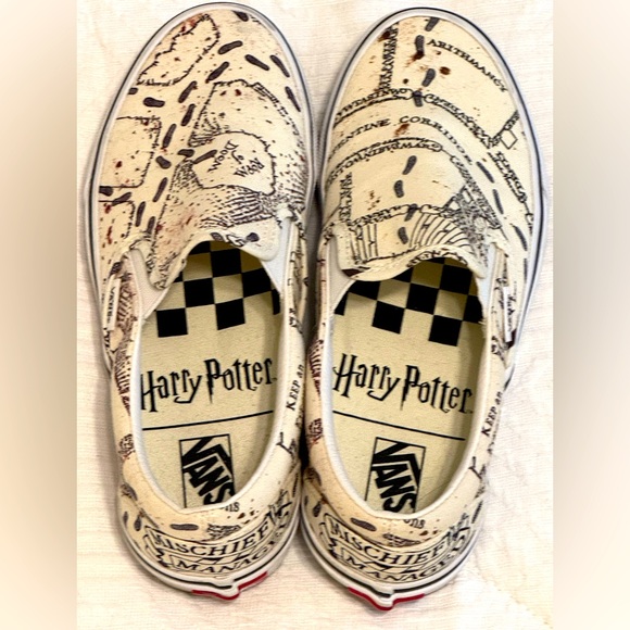 Vans Harry Potter Slip-ons - Picture 2 of 5